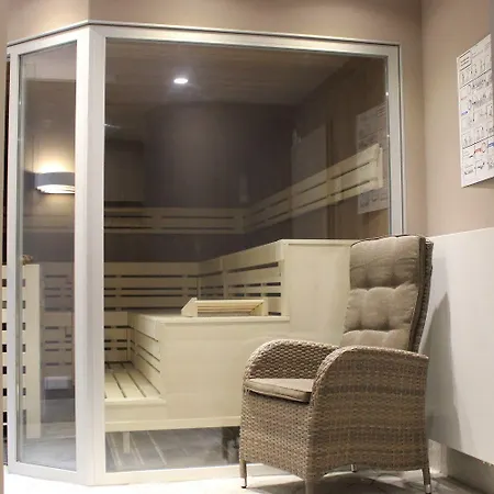 Muschinsky فندق 4*