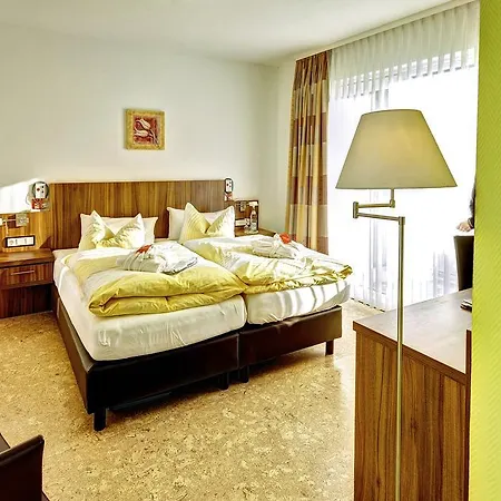 Muschinsky باد لوتربرغ