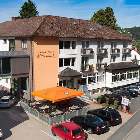 Hotel Muschinsky 4*